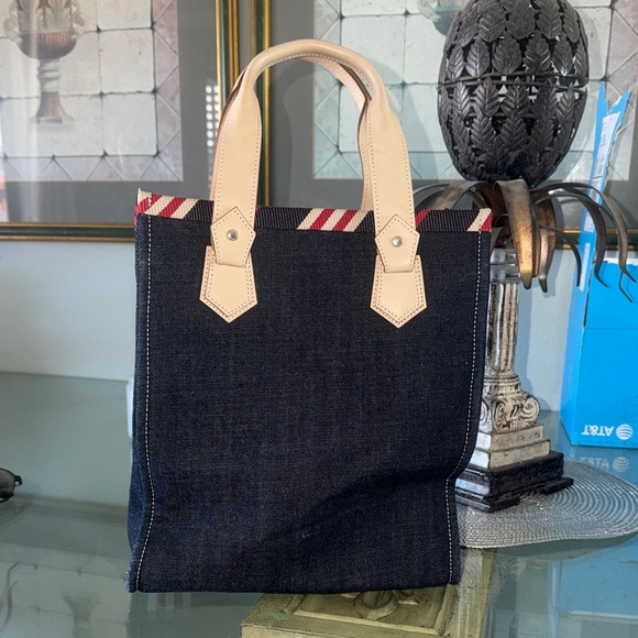 Burberry Handbags - 💯 Burberry Navy Tote with Red and Cream Accents  Blue Label